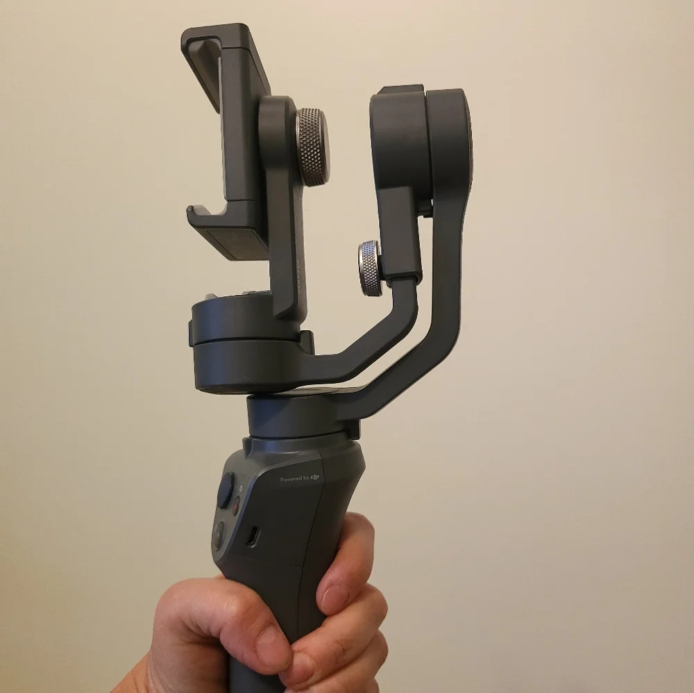DJI Osmo Mobile 2 gimbal stabilizer